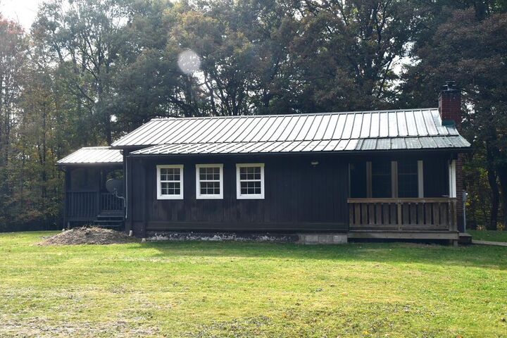Property Photo:  522 Piscataqua Drive  PA 16233 