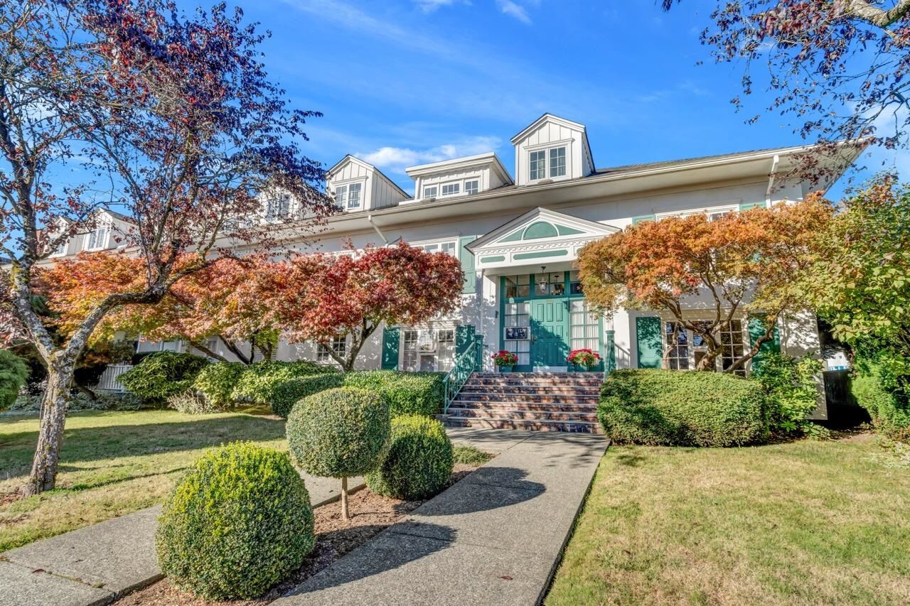 Property Photo:  120 W 17th Street 304  BC V7M 1V4 