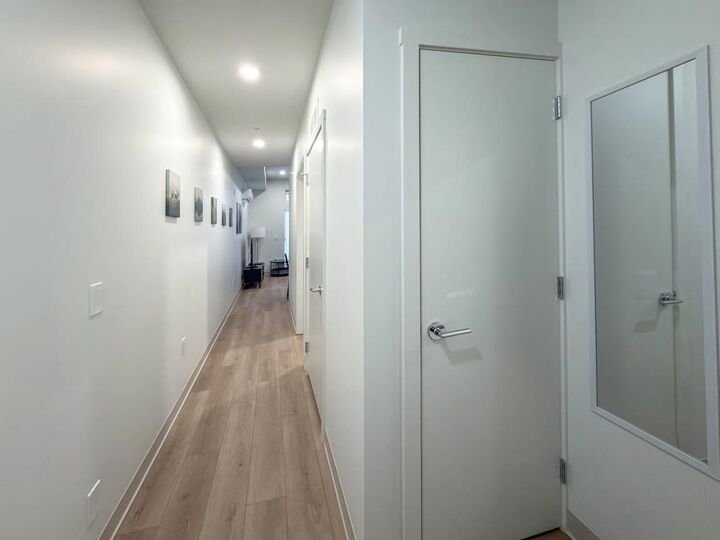 Property Photo:  1529 Oxford 101  BC V7J 0G2 