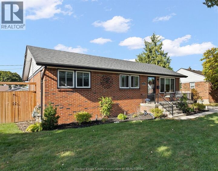 Property Photo:  3477 Maisonneuve Avenue  ON N9E 1Y9 