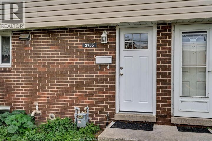 Property Photo:  2755 Meadowbrook Lane 11  ON N8T 2Y6 