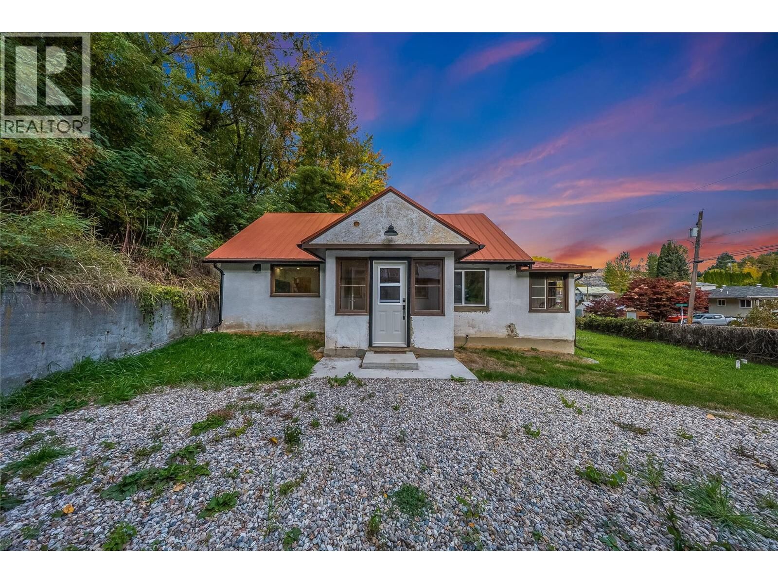 Property Photo:  283 Wellington Avenue  BC V1R 2K9 