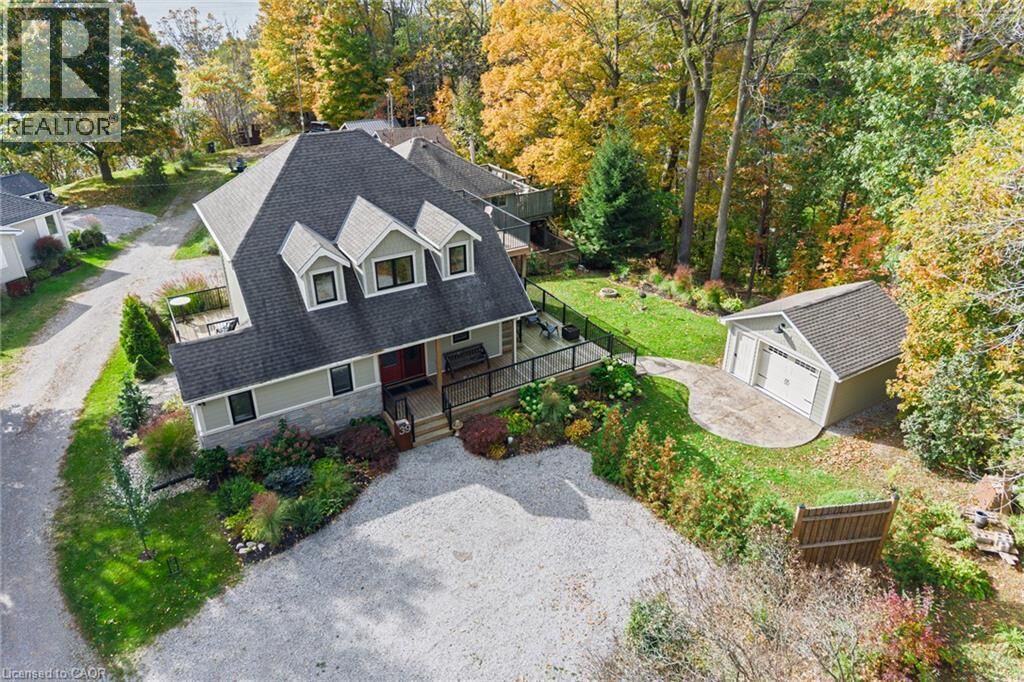 Property Photo:  39 King Street South  ON N3Y 4K2 