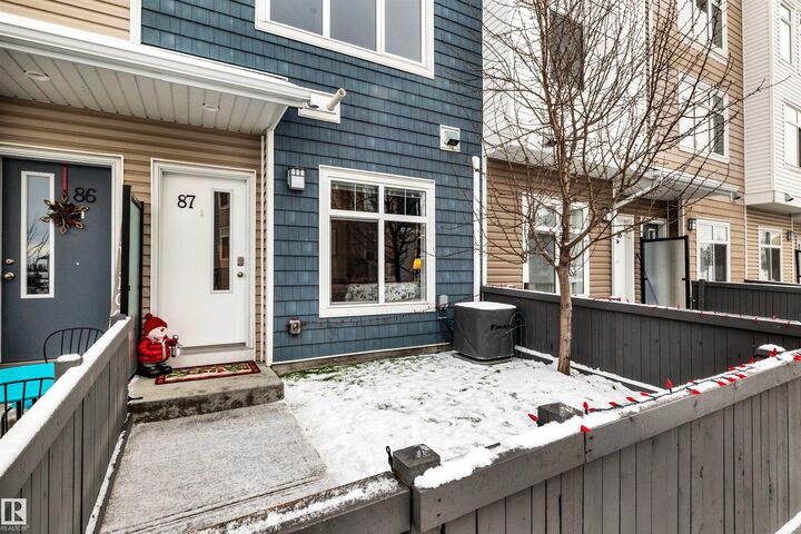 Property Photo:  600 Bellerose Drive 87  AB T8N 7T5 