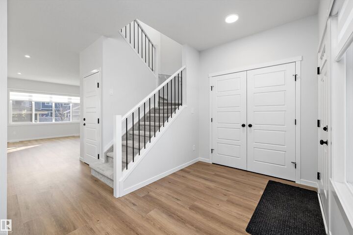 Property Photo:  6333 Greenaway Avenue NW  AB T5E 6Y6 