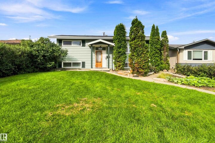 Property Photo:  13820 63 Street NW  AB T5A 1R3 