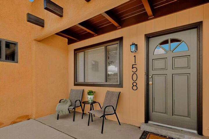 Property Photo: 1508 San Lorenzo Place NW NM 87107