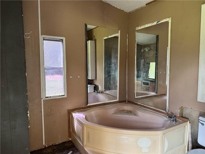 Property Photo: 200 Moffett Lane LA 71065