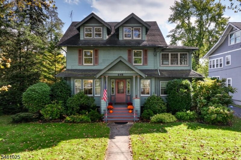 Property Photo: 648 Arlington Ave NJ 07090
