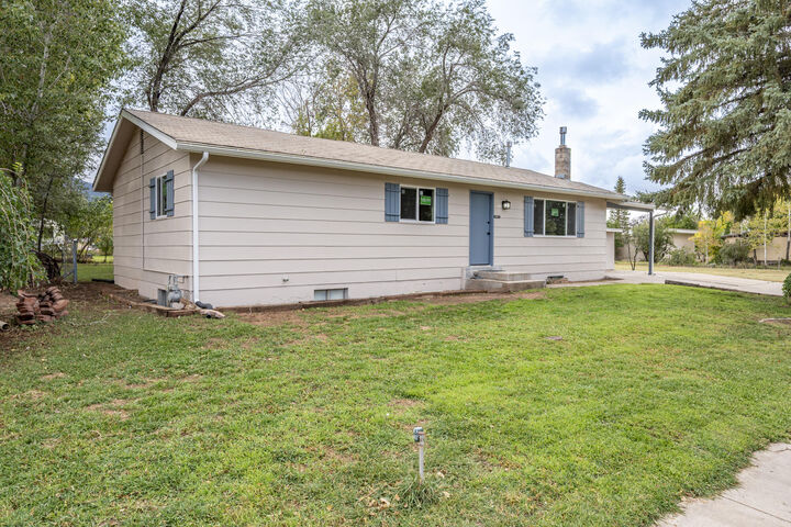 Property Photo:  397 W 500 N  UT 84761 