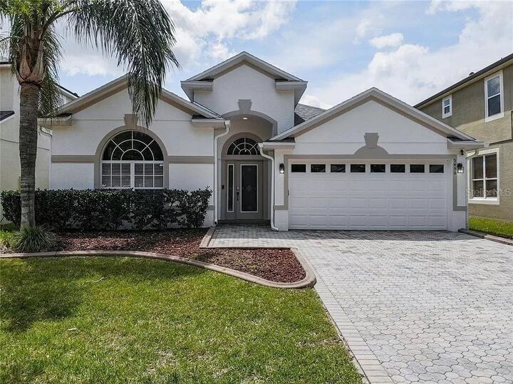 Property Photo: 5450 Los Palma Vista Drive FL 32837