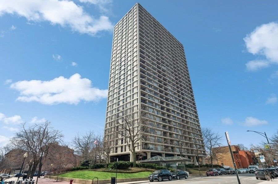 Property Photo:  1960 N Lincoln Park West 2502  IL 60614 