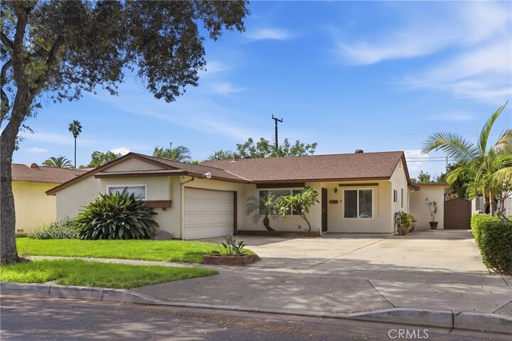 Property Photo:  1832 S Bamdal  CA 92704 