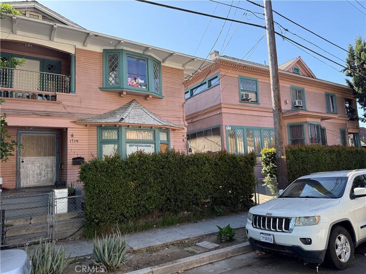 Property Photo: 1867 W 11th CA 90006