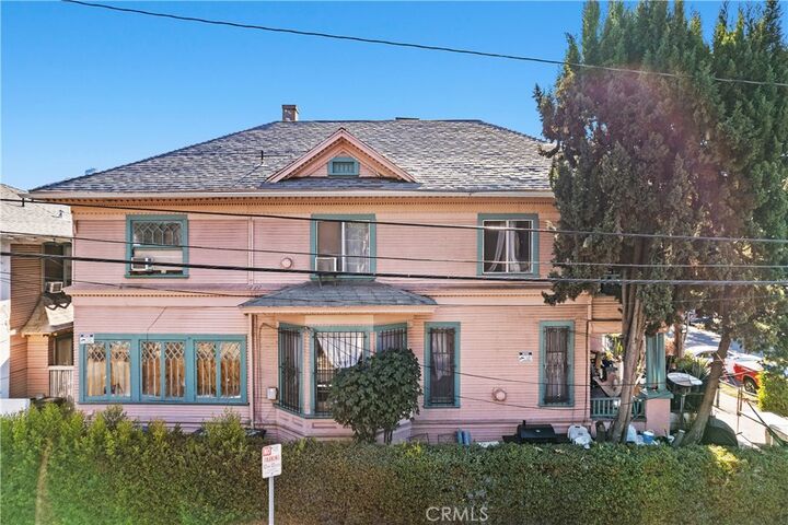 Property Photo: 1867 W 11th CA 90006