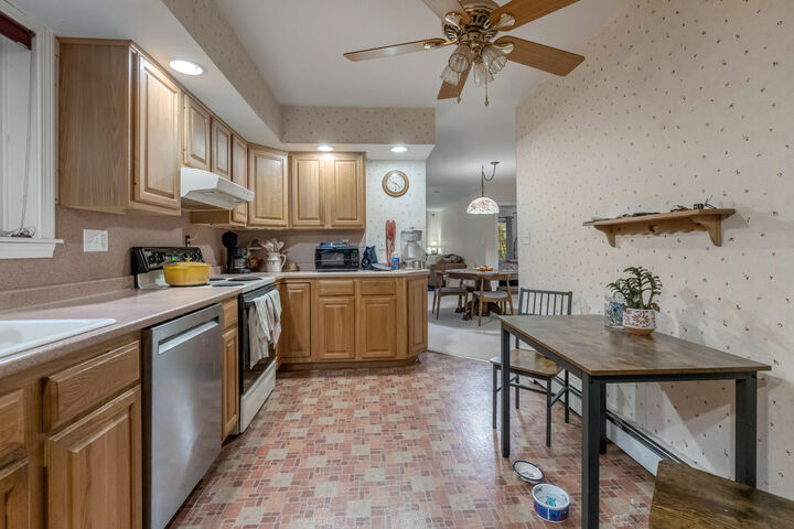 Property Photo: 11 Lovers Lane ME 04086