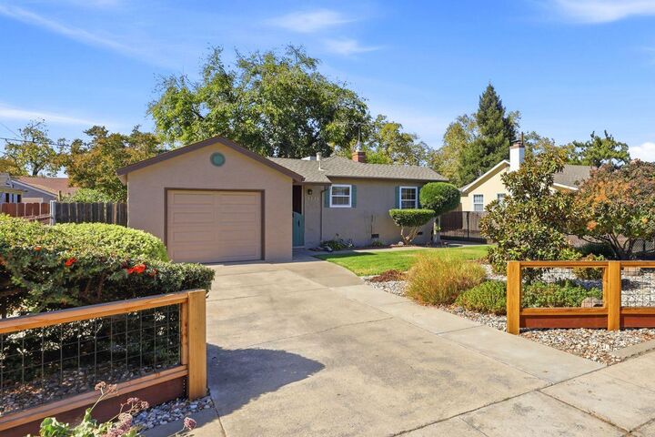 Property Photo: 3725 Kern Street CA 95838