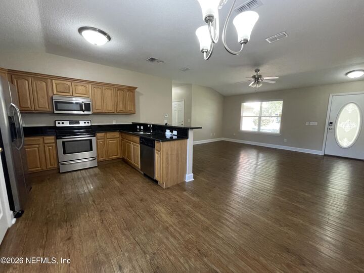 Property Photo: 622 Center Street N FL 32234