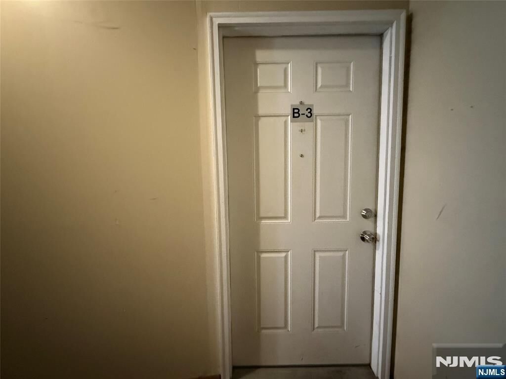 Property Photo: 600 N 6th NJ 07107