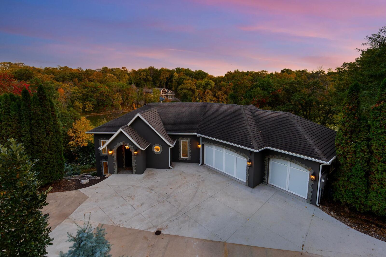 Property Photo:  5966 Blackberry Trail E  MN 55076 