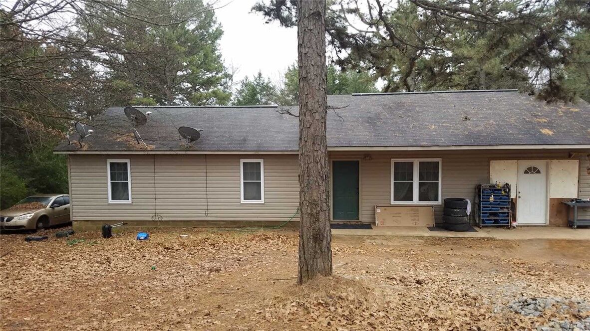 Property Photo:  598 Elm Court  AR 72845 