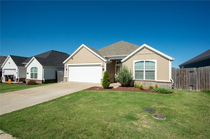 Property Photo:  5336 Overcrest Avenue  AR 72764 