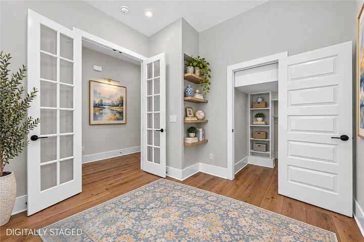 Property Photo:  3001 S 14th Place  AR 72758 