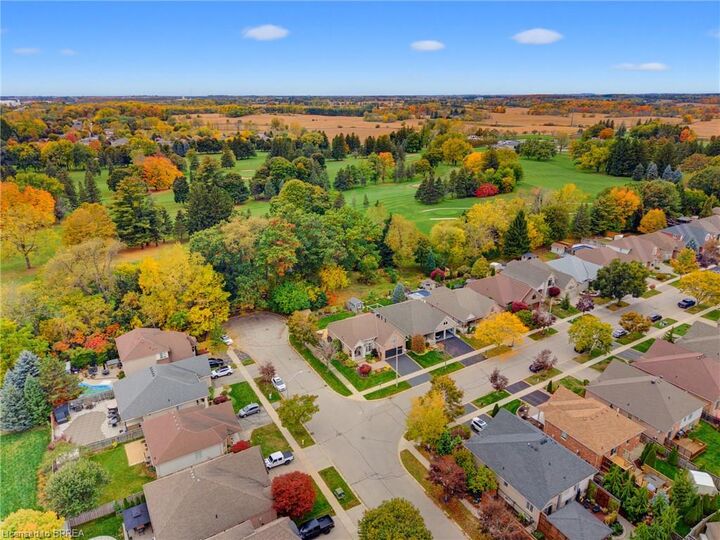 Property Photo:  70 Carmichael Crescent  ON N3R 8A9 