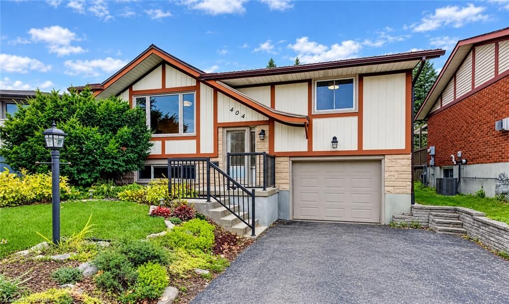 Property Photo:  404 Lakeview Drive  ON N2L 4Z6 