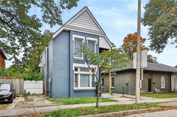 Property Photo:  276 Dalhousie Street  ON N3S 3V3 