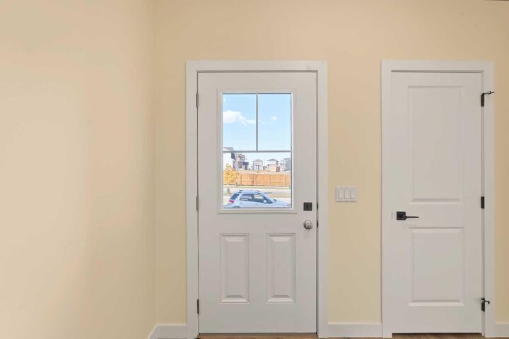 Property Photo:  129 Bridgeport Gate  AB T1X 3E2 