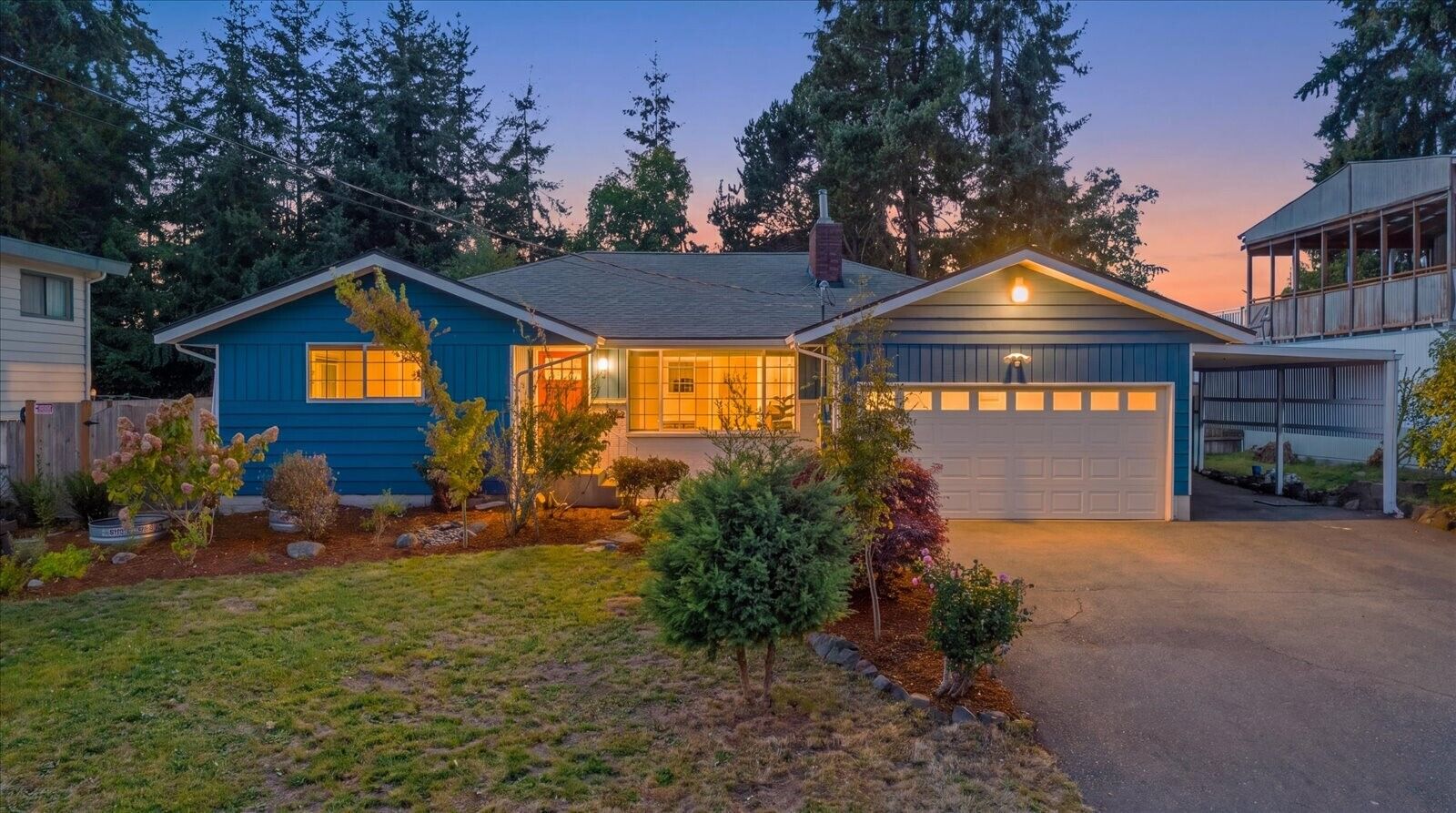 Property Photo:  18328  73rd Avenue W  WA 98026 