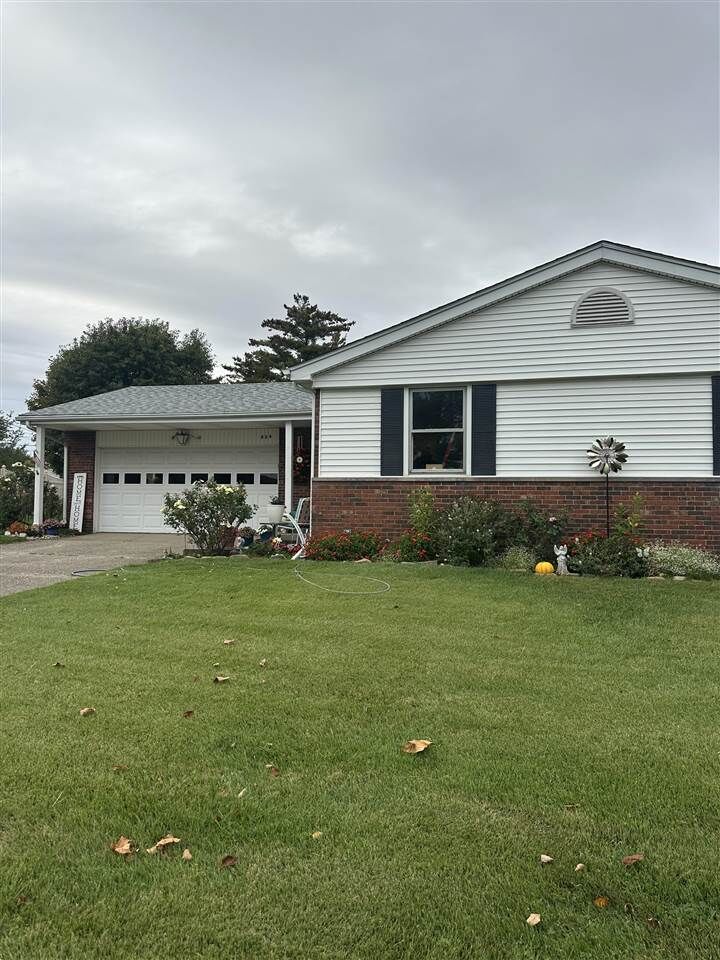 Property Photo:  924 Ranch Rd  IN 47331 