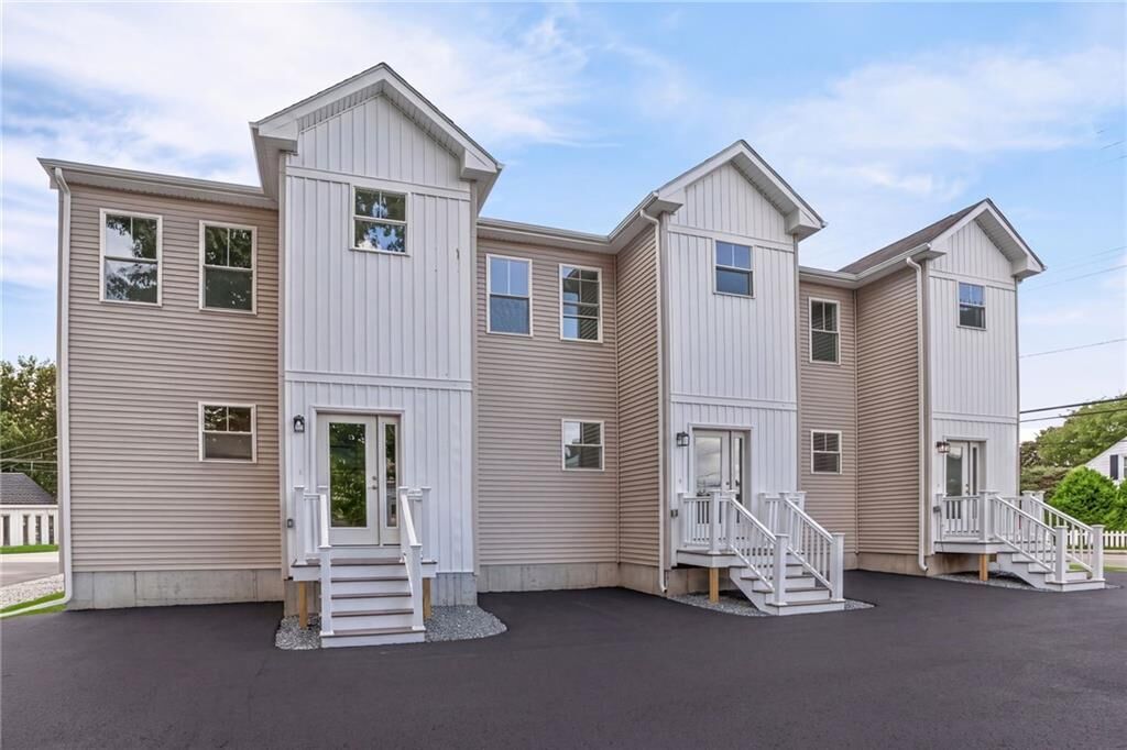 Property Photo:  2 Rounds Avenue  RI 02915 
