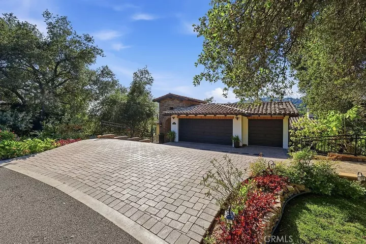 Property Photo:  921 Monarch  CA 91011 