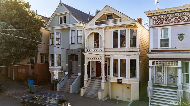 Property Photo:  759-761 Cole Street  CA 94117 