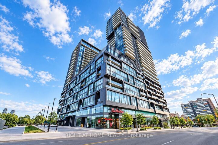 Property Photo:  1285 Dupont Street 302  ON M6H 0E3 