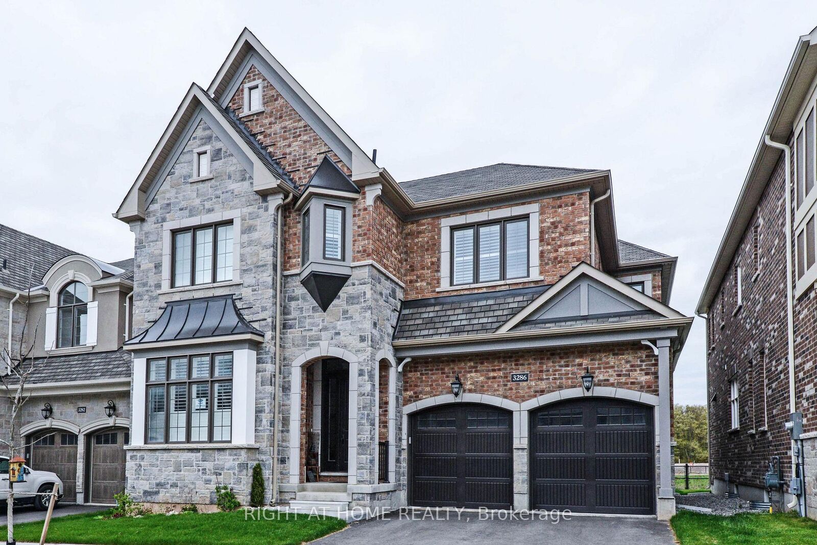 Property Photo: 3286 Charles Biggar Drive ON L6M 1N3