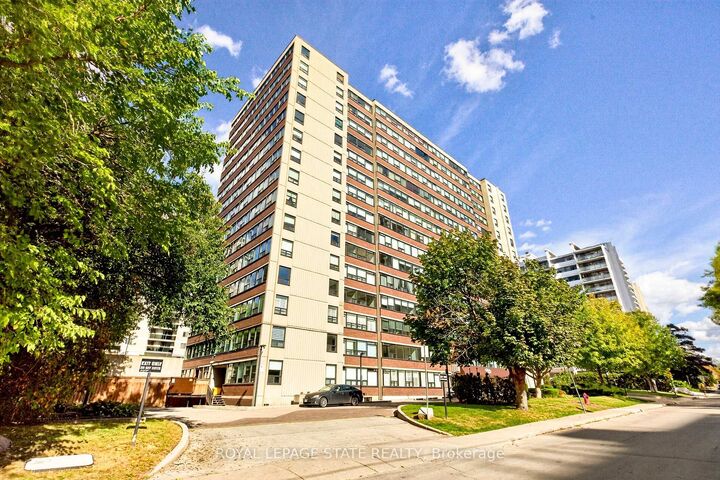Property Photo:  120 Duke Street 1503  ON L8P 4T1 