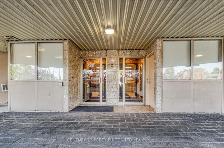 Property Photo:  2 Westney Road N 1004  ON L1T 3H3 