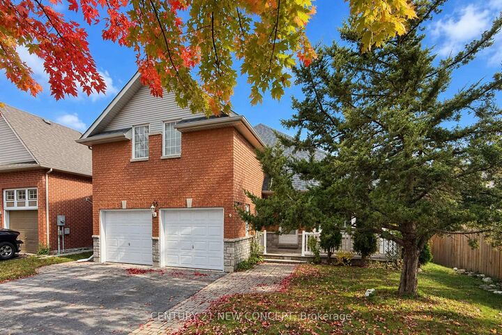 Property Photo: 95 Bayview Avenue N ON L4P 3Z3