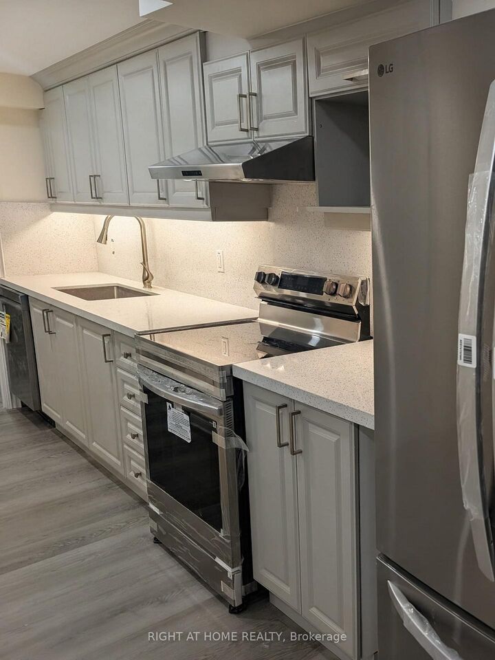 Property Photo:  8 Mantell Crescent Bsmt  ON L1T 3N6 