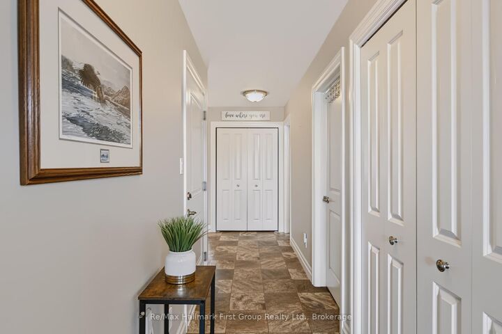 Property Photo:  83 Aspen Drive  ON K8V 0E2 