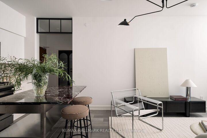 Property Photo:  385 Osler Street N 406  ON M6N 0B2 