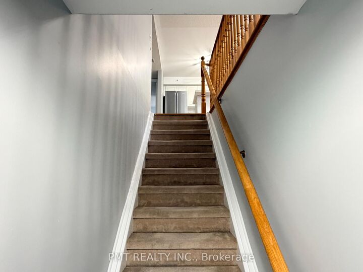 Property Photo:  42 Pinery Trail 93  ON M1B 6K9 