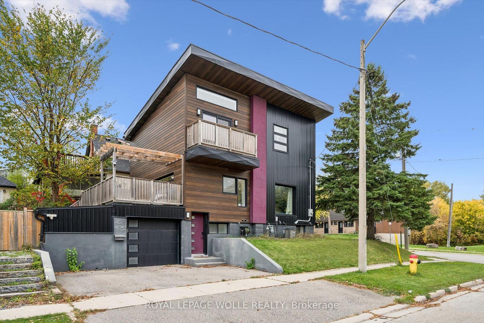 Property Photo:  159 Palmer Avenue  ON N2G 3P5 