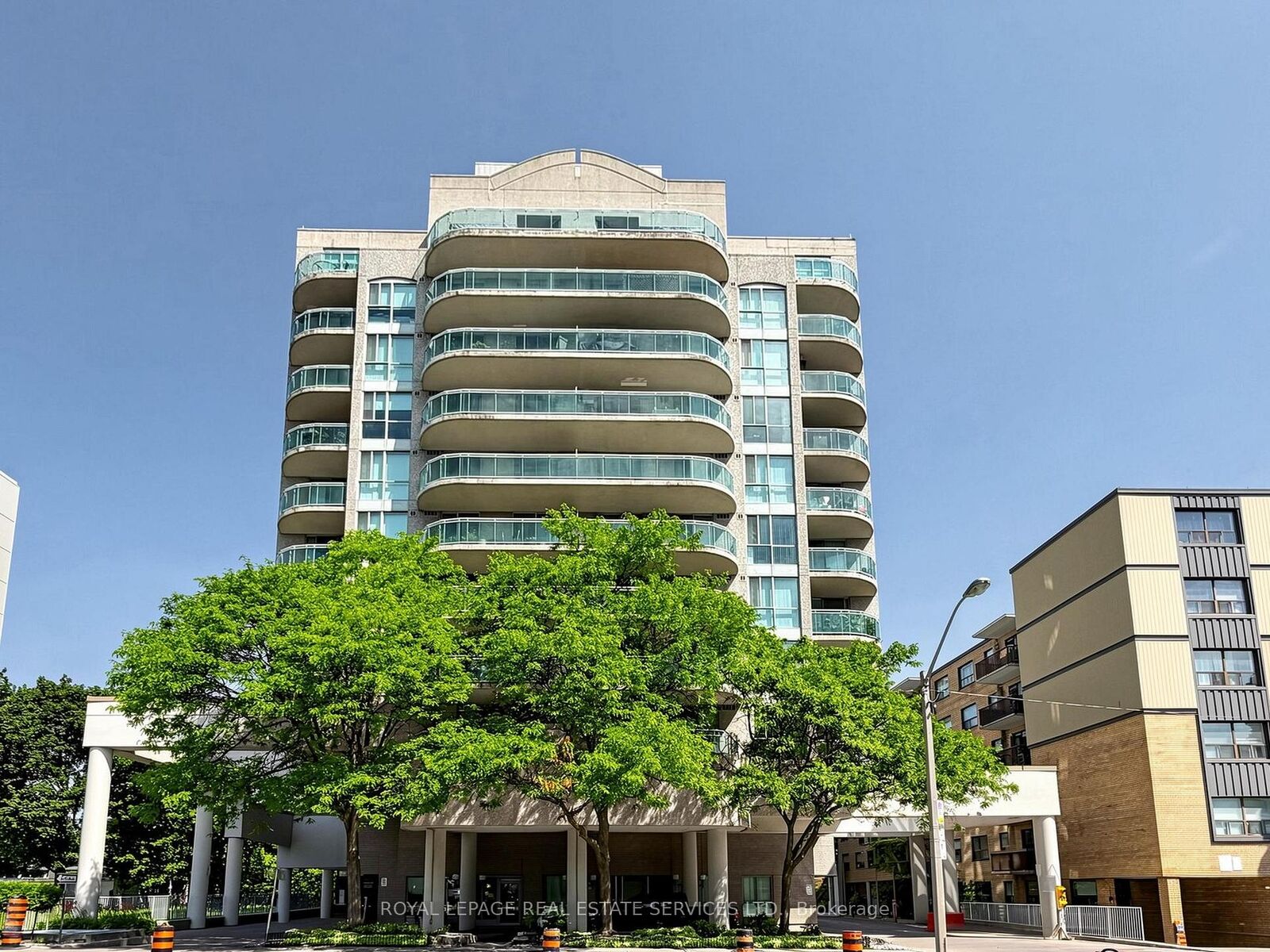 Property Photo:  398 Eglinton Avenue 203  ON M4P 3H8 