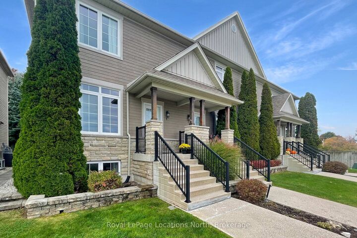 Property Photo:  24 Albery Court 4  ON N4L 0A3 