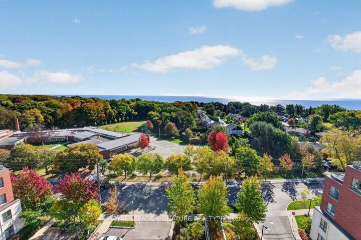 Property Photo:  22 East Haven Drive 1010  ON M1N 0B4 