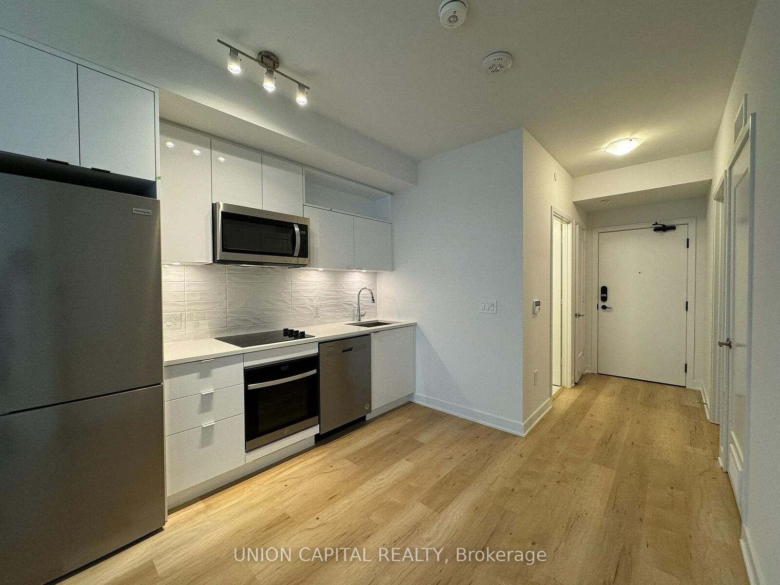Property Photo:  60 Princess Street 629  ON M5A 2C7 